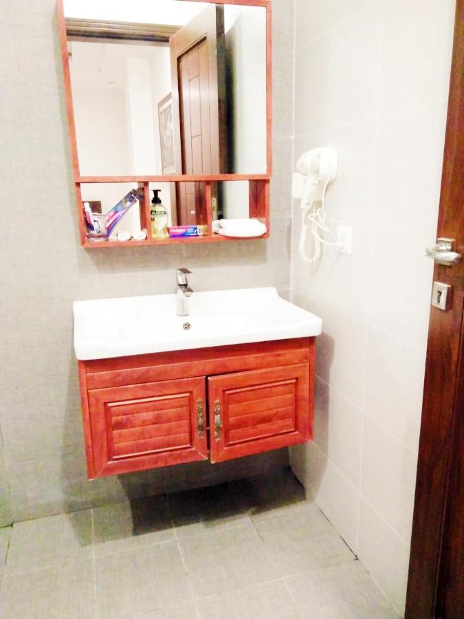 Jade Dragon Hotel Dha Лахор Екстериор снимка